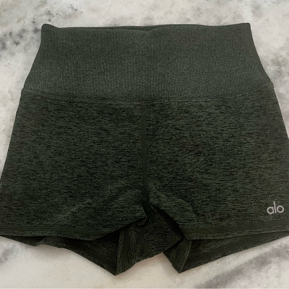 ALO Alosoft Aura Yoga Short
